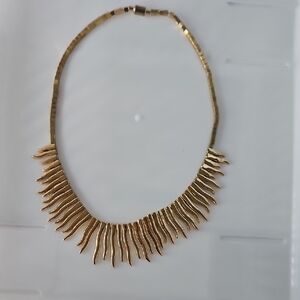 Vintage Elegant Gold Necklace 16"